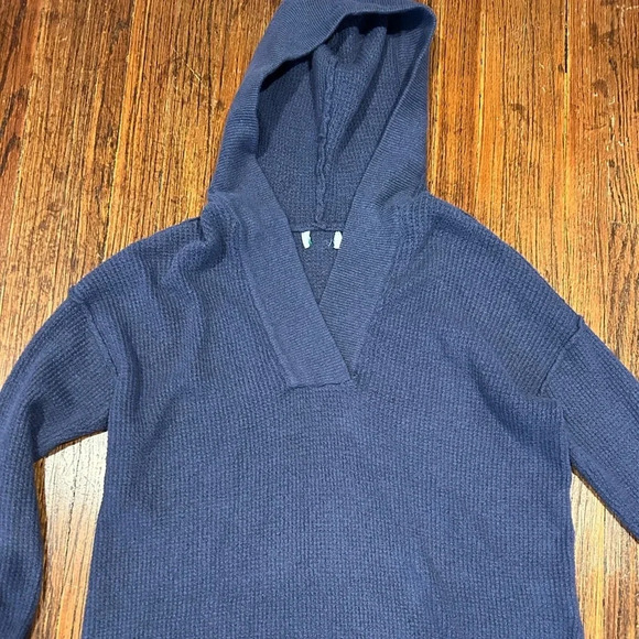 Aerie Oversized Sweater Hoodie - Picture 6 of 6